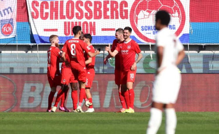 Heidenheim “shuplakë” Bayernit, Leverkusen shkëputet me 16 pikë