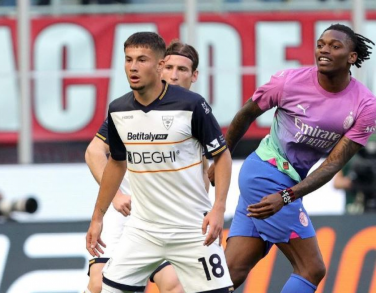 Trajneri i klubit të Serie A vlerëson talentin shqiptar