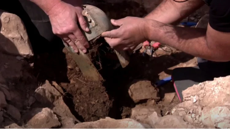 “Simbol i statusit dhe pushtetit”, gjendet në Kroaci përkrenarja Ilire 2500 vjeçare