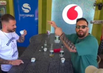 VIDEO/ “Je pervers seksual, i ke larë vajzat me…”, përplasje e ashpër mes Romeos dhe Liamit