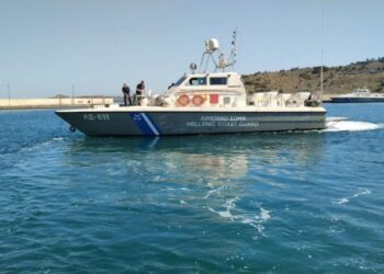 Tragjedi në ujërat greke, fundoset gomonia me refugjatë, vdesin 3 fëmijë