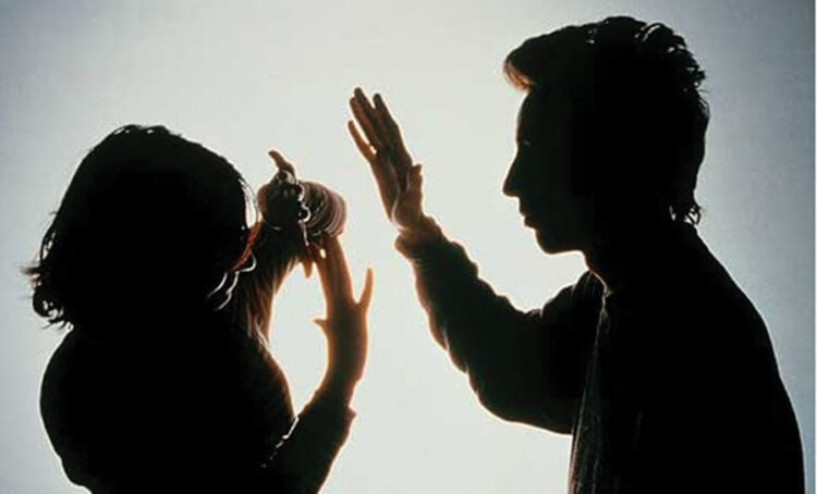 Dhunoi familjen, arrestohet 44-vjecari në Greqi