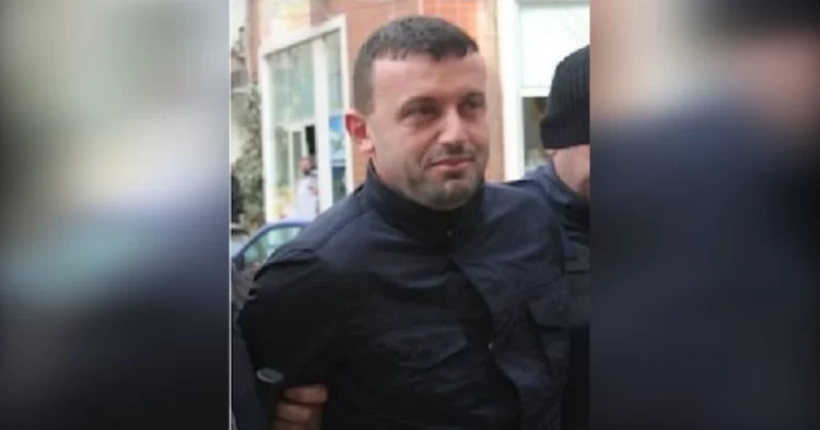 “Të jap kë të duash përveç Valterit”, Zbulohet tradhtia e Durimit ndaj shokëve dhe plani për ta marrë peng