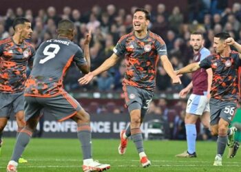 Conference League, Olympiacos mund Aston Vilan në Angli, fiton Fiorentina