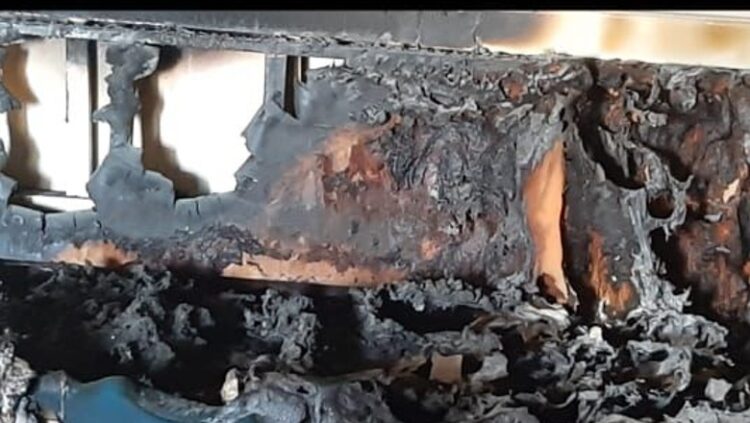 Shkrumbohet nga flakët banesa në Sarandë