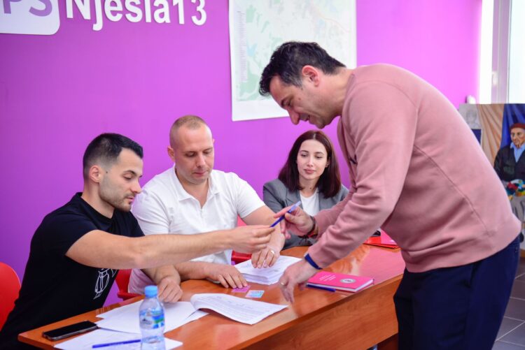 PS zgjedh delegatët e kongresit, Veliaj pas votimit: Ejani votoni!