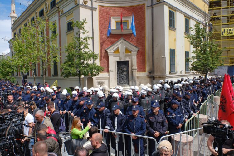 Sot protesta e opozitës, policia me plan masash. Ja rrugët që bllokohen në kryeqytet
