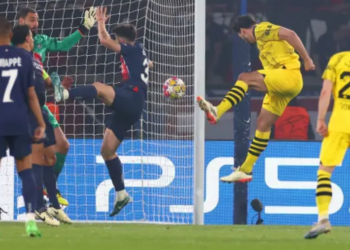 Hummels shënon me kokë, PSG tani duhet të bëjë mrekullinë