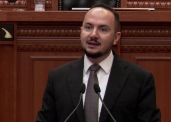 Salianji-Ballës: Distancohu nga deklarata e Vocajt për burrin e ministres Ibrahimaj