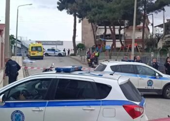 Autorët qëlluan 3 herë nga makina”/ Atentat mafioz në Selanik, vritet 41-vjeçari. Viktima eci disa metra, pastaj…