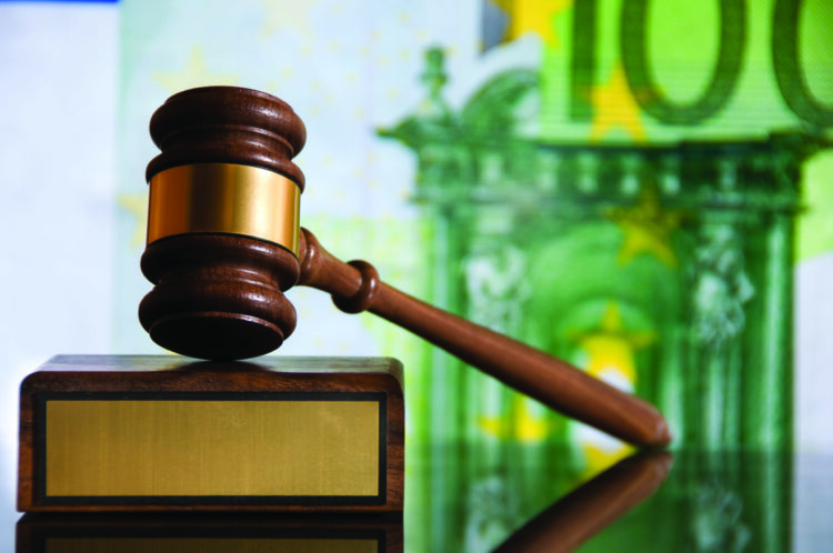 Pas taksimit te profesionet e lira, avokatët shtrenjtojnë deri 20% tarifat, pritet rritje edhe nga stomatologët