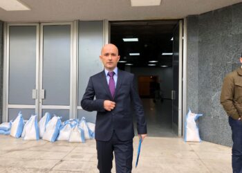 Komisioneri Publik kërkon shkarkimin e gjyqtarit të Administratives