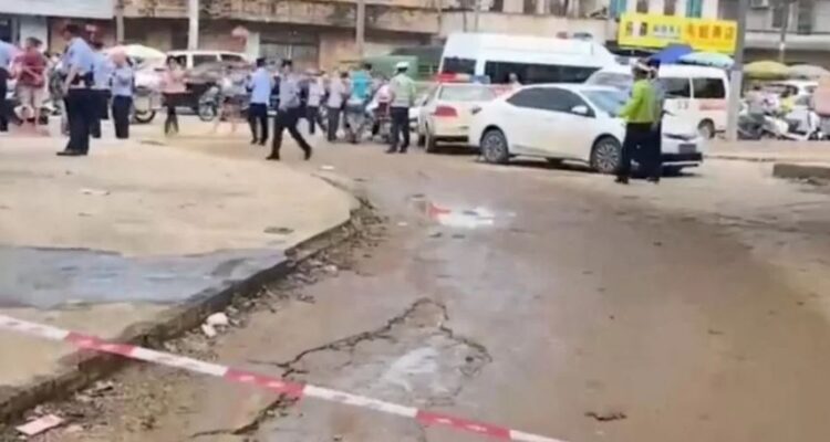 Kinë, një grua sulmon disa persona me thikë në një shkollë fillore