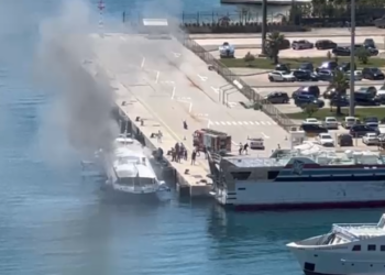 Përfshihet nga flakët trageti i linjës Sarandë-Korfuz