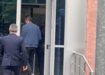 Video – Elvis Roshi paraqitet në SPAK