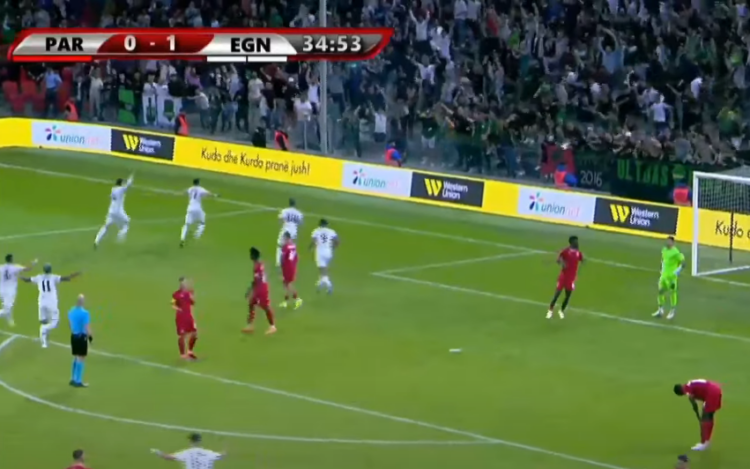 VIDEO/ Tifozët e Egnatias në delir, rrogozhinasit në avantazh ndaj Partizanit