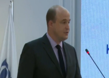 Diplomati amerikan: Nevojiten më shumë rezultate në sistemin e drejtësisë