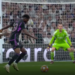 VIDEO – Festë bavareze në “Bernabeu”, Davies ndëshkon Realin me supergol