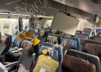 Fluturimi i tmerrit, 43 pasagjerë të “Singapore Airlines” janë ende në spital