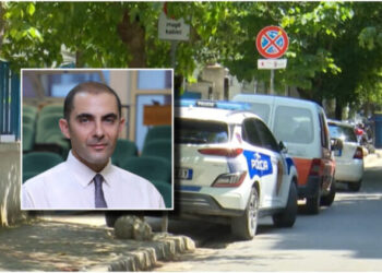 Me kapele dhe duke vrapuar, del fotoja e dy autorëve që dhunuan avokatin Sokol Mëngjesi