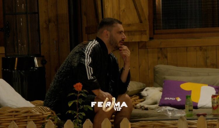 Dijonisi tregon se si ‘hakmerret’ ndaj vajzave që ja lejnë ‘seen’