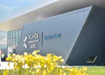 Aeroporti i Kukësit nuk ka fluturime, por fiton nga duty free!