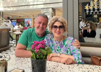 Agron Llakaj fjalë zemre për humbjen e bashkëshortes: Më prit… ti do të më presësh si përherë