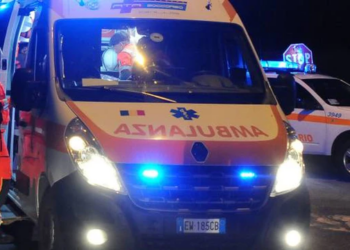 Shqiptari përplas me furgon gruan shtatzënë, e dërgon në spital dhe arratiset