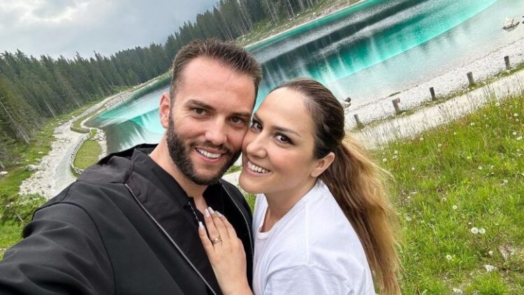 Festojnë ditëlindjen në të njëjtën ditë, Arbana Osmani me një dedikim prekës për Eduardin