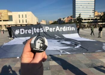 Blushi: Gjaku i Ardit Gjoklajt nuk falet, Veliaj do përgjigjet për këtë krim