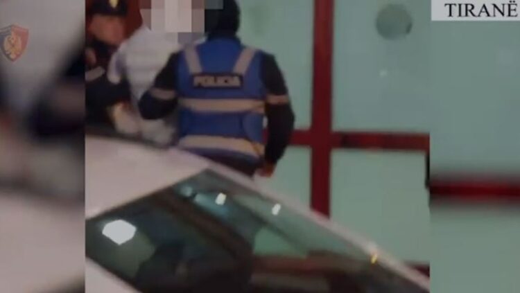 Shpërndanin drogë në kryeqytet, Gjykata lë në burg 20 të ndaluarit