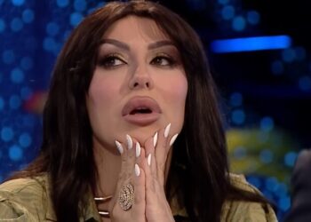 Këngëtarja rrëfen mes lotësh se dy nga fëmijët e saj janë me autizëm: Zoti më ka çuar këta engjëj…