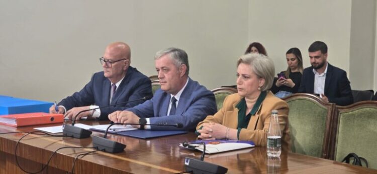 Ndërhyrja në sistemin TIMS, komisioni rimblidhet vetëm me deputetët e opozitë. Shkon për të dëshmuar kreu i Policisë