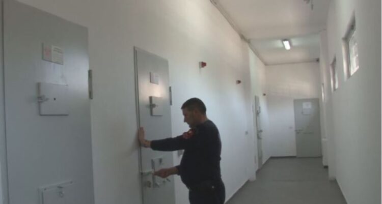 I dënuar me burgim të përjetshëm, izolohet në regjimin 41 Bis, Nikolin Topalli