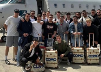 Fabregas mban premtimin, paguan pushimet për lojtarët e Comos