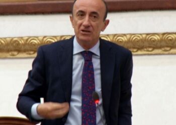 Deputeti Sula: Kurrë mos u ngopshi me pushtet e pasuri!