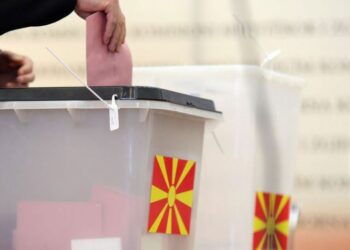 Maqedonia e Veriut mban zgjedhjet parlamentare dhe raundin e dytë të presidencialeve