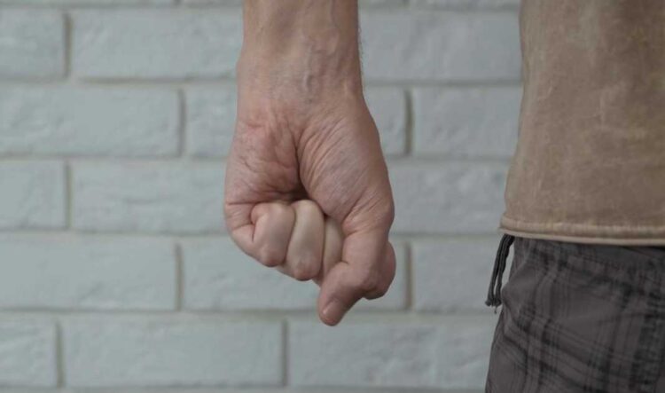 Përfundojnë në urgjencë tre anëtarë të një familjeje në Kosovë, u rrahën me njëri-tjetrin