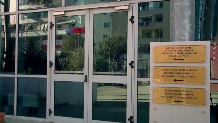 Mori ryshfet për një ndërtim pa leje, GJKKO lë në burg përgjegjësin e IKMT Sarandë