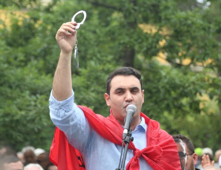 Këlliçi apel qytetarëve: Kërkoni llogari se ku shkojnë taksat tuaja