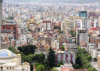 Bashkitë mbahen nga ndërtimet, 63% e të ardhurave nga taksa e infrastrukturës