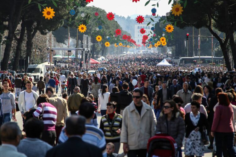 Vendet e lira të punës, vetëm 7.6% e tyre kërkojnë arsim të lartë/ FOTO