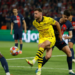 PSG dominon në pjesën e parë, por Dortmund i bën ballë parisienëve