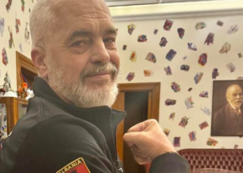 Një nga një po bien në rrjetën e SPAK-ut, Rama ‘nxjerr’ shpatën antikorrupsion