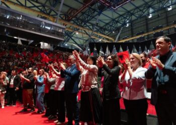 Berisha: Miting donkishotesk i Ramës me frymën e luftës së ftohtë në Athinë