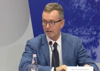 Ambasadori i BE: Transparenca e menaxhimit të financave publike e rëndësishme për integrimin në BE