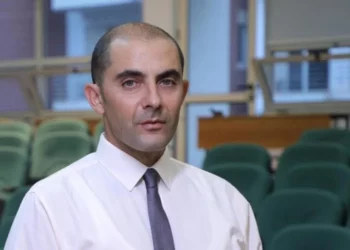 U sulmua fizikisht, avokati Sokol Mëngjesi futet në intubim