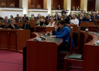 Pozitë-opozitë bashkojnë votat, Kuvendi miraton marrëveshjen për pensionet me Italinë