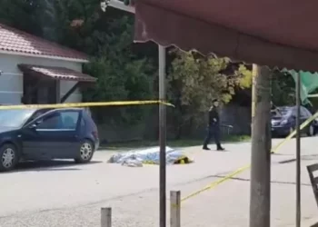 Po shkonte për të marrë shërbimin, vritet efektivi i “Shqiponjave” në Fier (Emri)