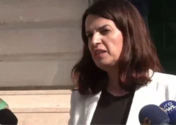 Ministrja “shpërthen” ndaj stafit të Onkologjikut: Jeni fajtorë edhe ju që ishit në dijeni